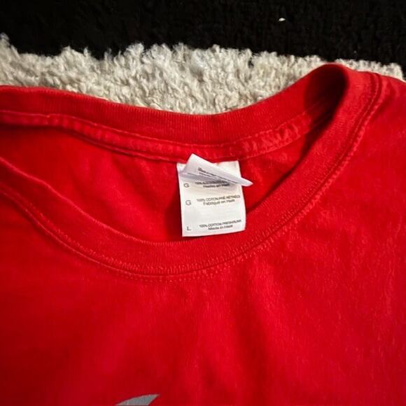 Men's Size Large Gildan heavy cotton brand UNLV Runnin' Rebels T-Shirt - Picture 3 of 7